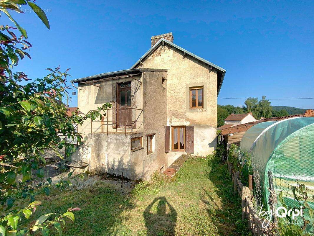 Maison à SAINT-ELOY-LES-MINES