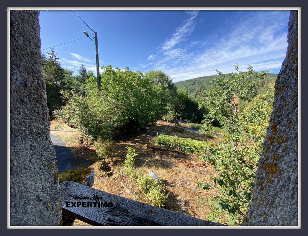Maison de village avec terrain attenant - photo 2