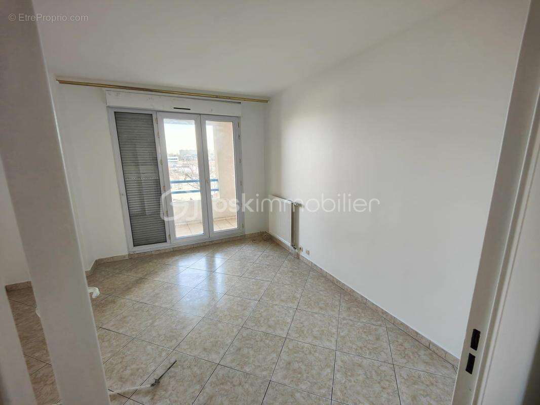 Appartement à BONDY