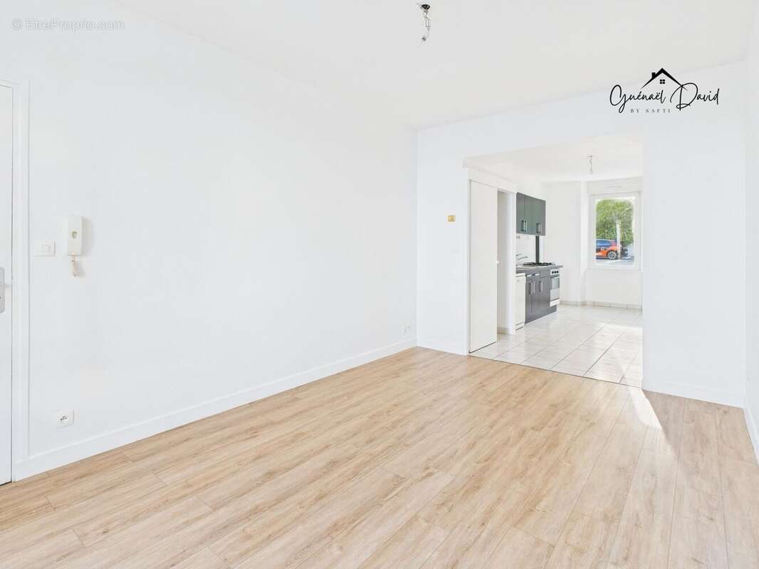 Photo 2 - Appartement à SAINT-POL-DE-LEON