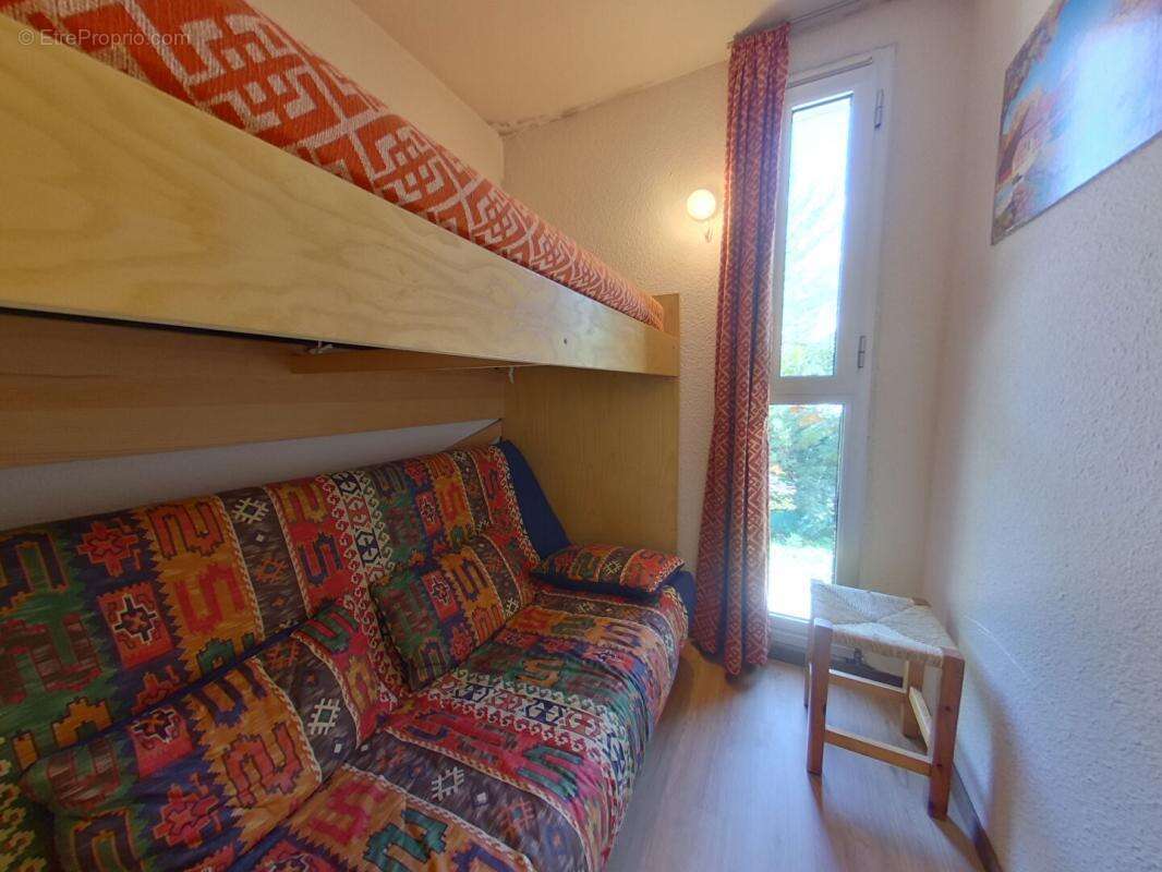 Appartement à ENCHASTRAYES