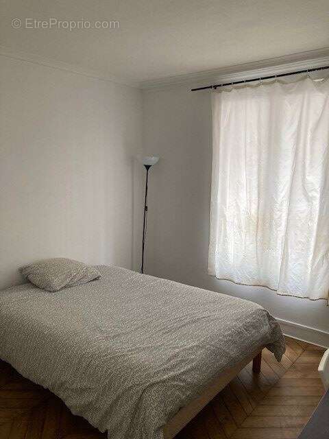 Appartement à PARIS-10E