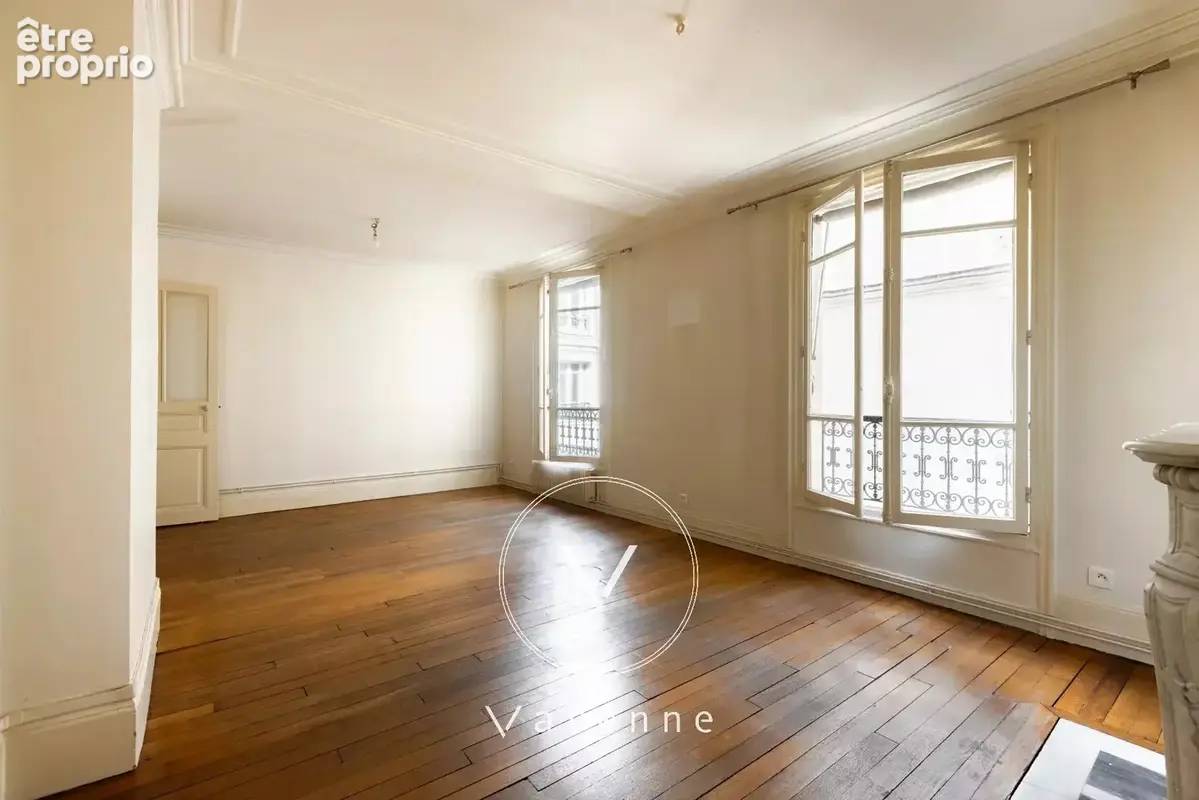 Paris 7 - Appartement a rénover - 75007 - Verneuil -  3eme étage - ascenseur - 1 chambre - photo 2