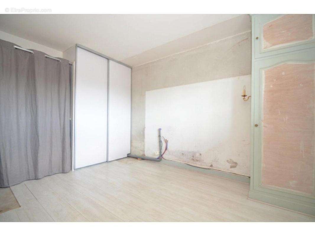 Maison 105 m² à Montpon-Menesterol  - photo 9