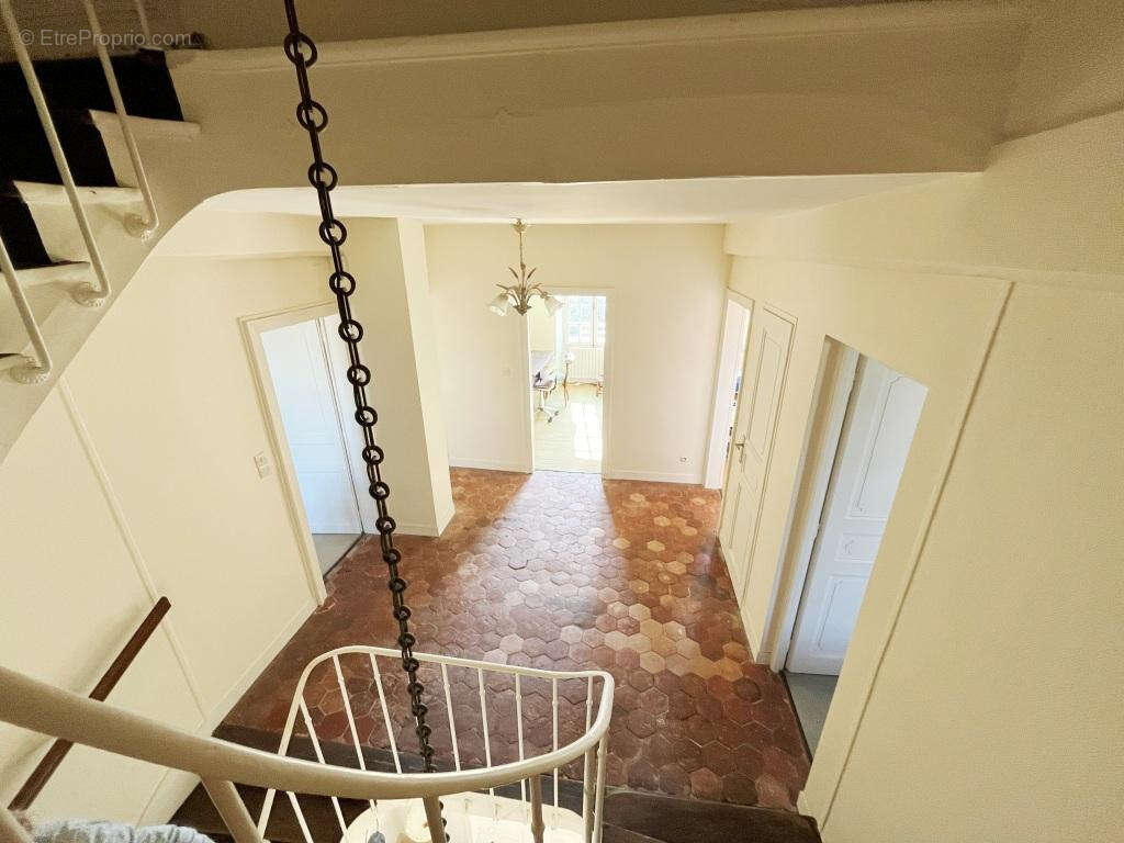 Belle propriété bourguignonne et son jardin de 1150 m2 à l'Est de Sens - photo 11