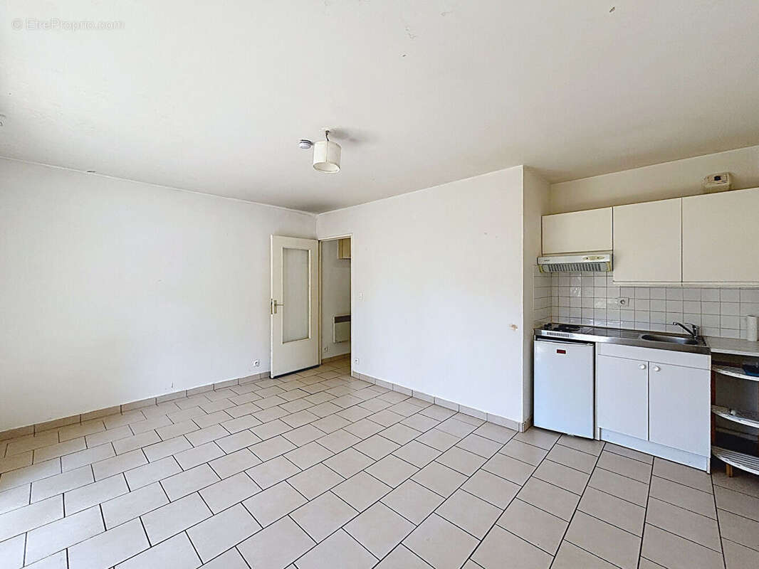 Studio - à vendre - Cleunay - jardin - parking - photo 3