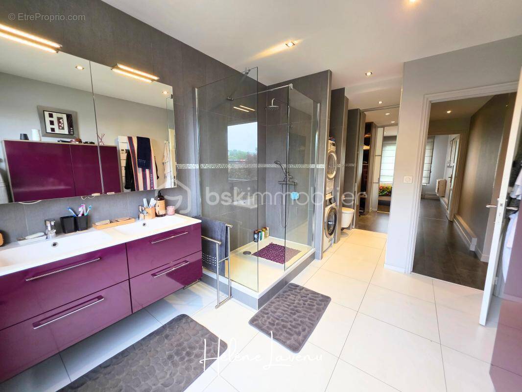 Appartement à SAINT-MARTIN-BOULOGNE