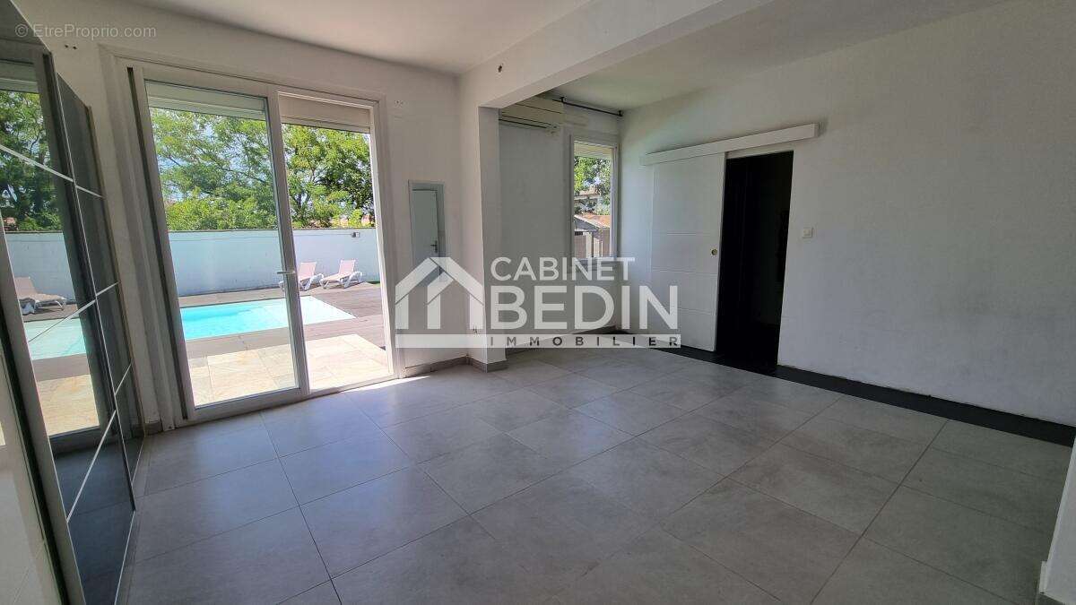 Maison à CORNEBARRIEU