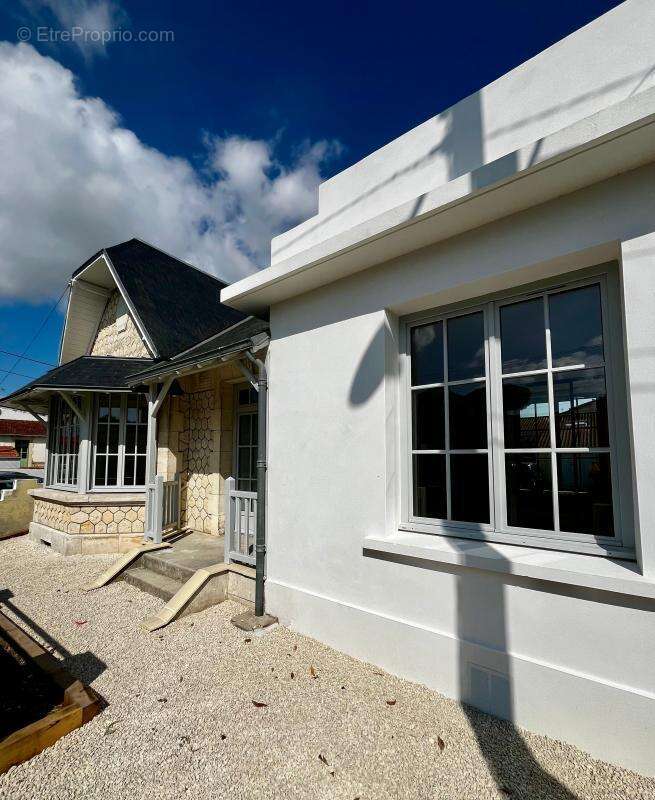 Maison à LA ROCHELLE