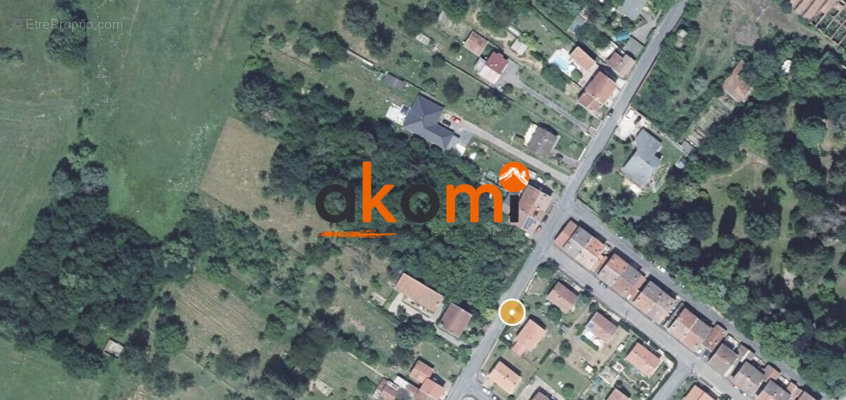 Terrain à CIREY-SUR-VEZOUZE