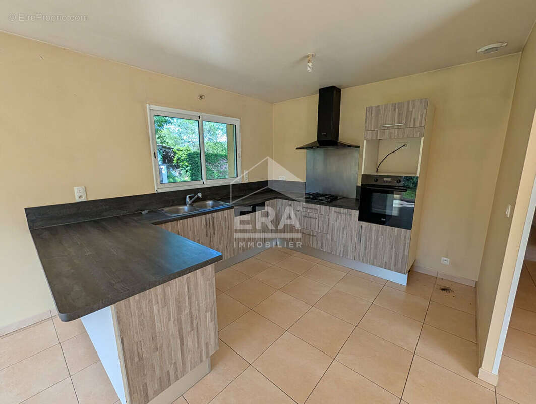 Maison à MONTPON-MENESTEROL