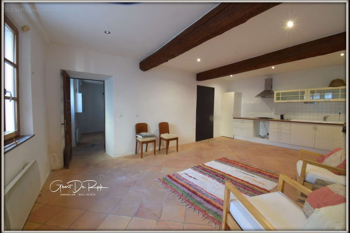 Maison à vendre T6  145 m² proche de SERVIES EN VAL (11) avec toit terrasse et vue panoramique - photo 5