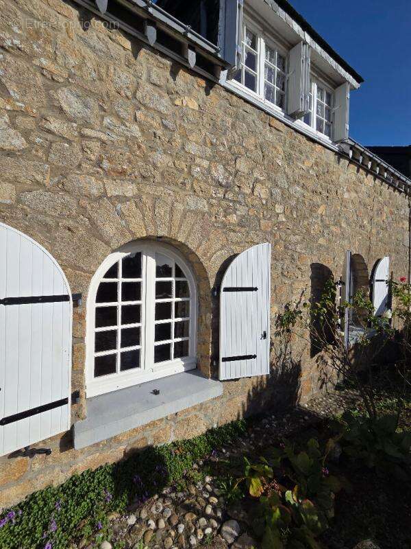 Maison à PLOUHINEC