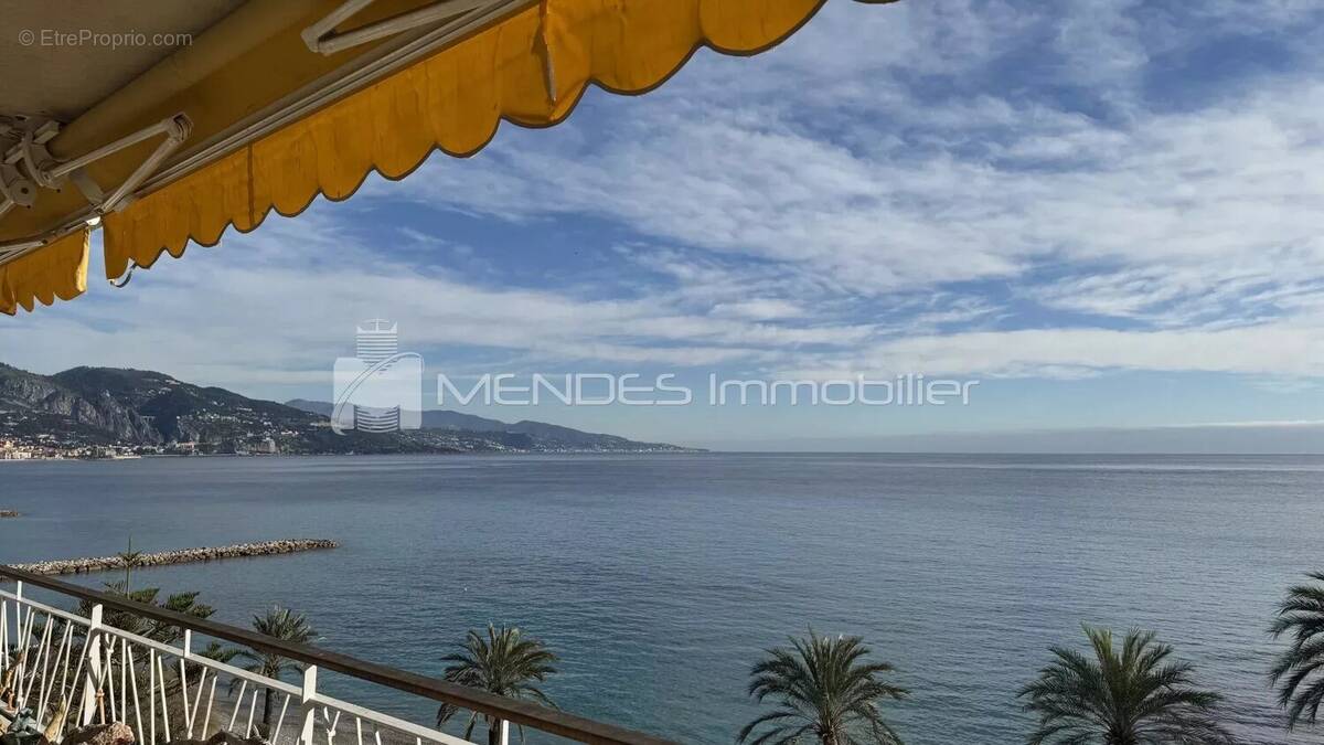 Appartement à ROQUEBRUNE-CAP-MARTIN