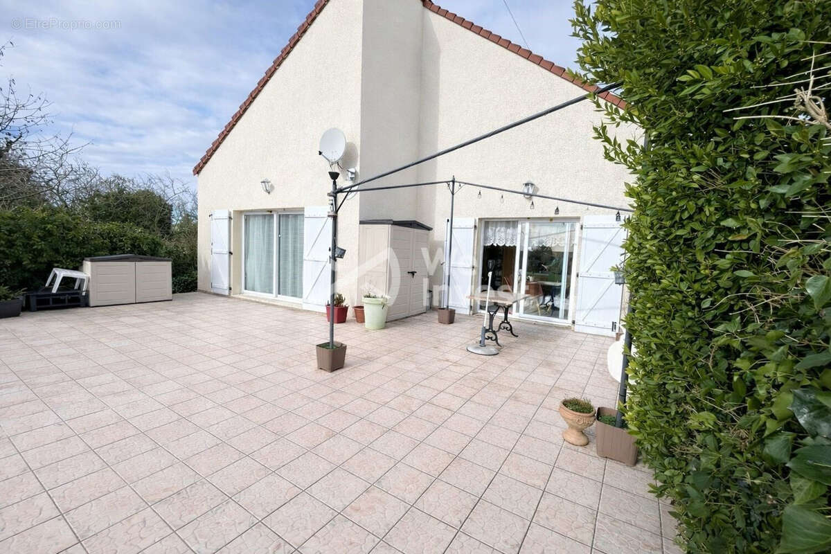 Maison à THORIGNY-SUR-MARNE