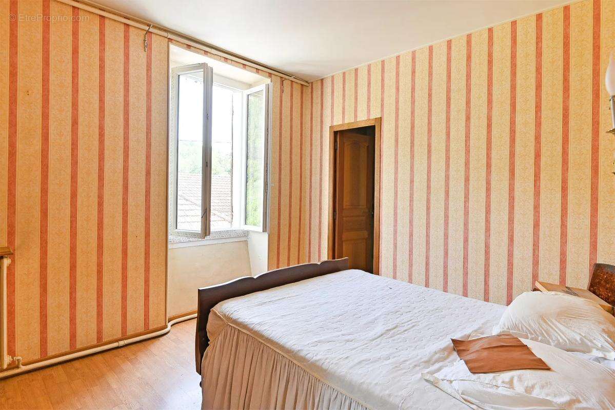 Maison à BESSEGES
