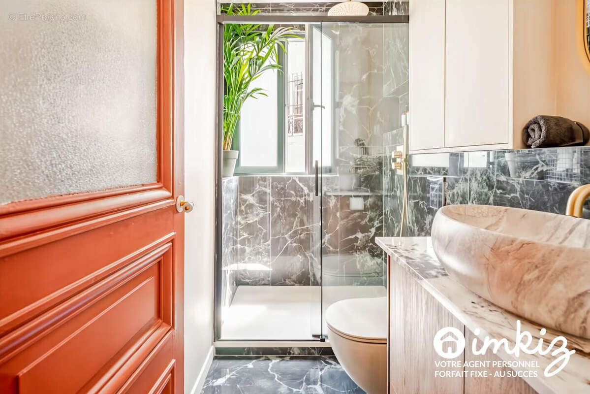 Appartement à PARIS-9E