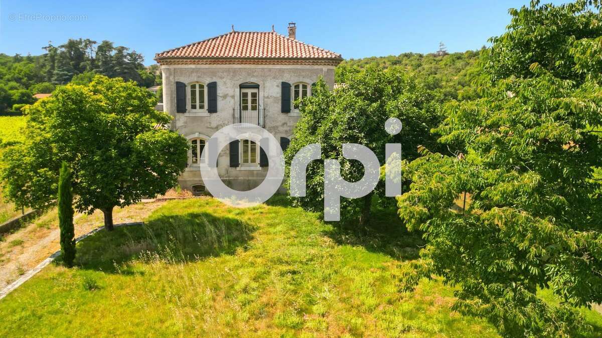 Maison à RUOMS