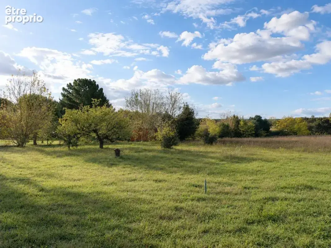 Terrain à SAINT-QUENTIN-LA-POTERIE
