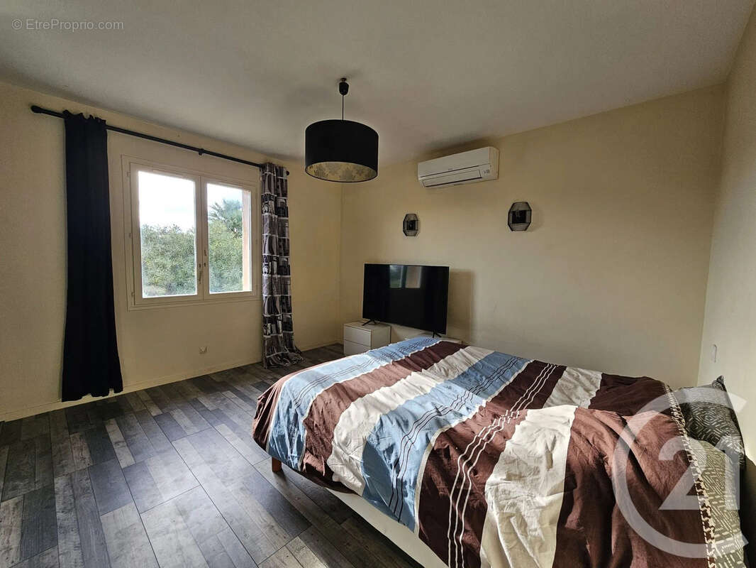 Maison à SIX-FOURS-LES-PLAGES