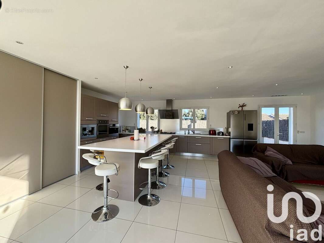 Photo 3 - Maison à CAVES