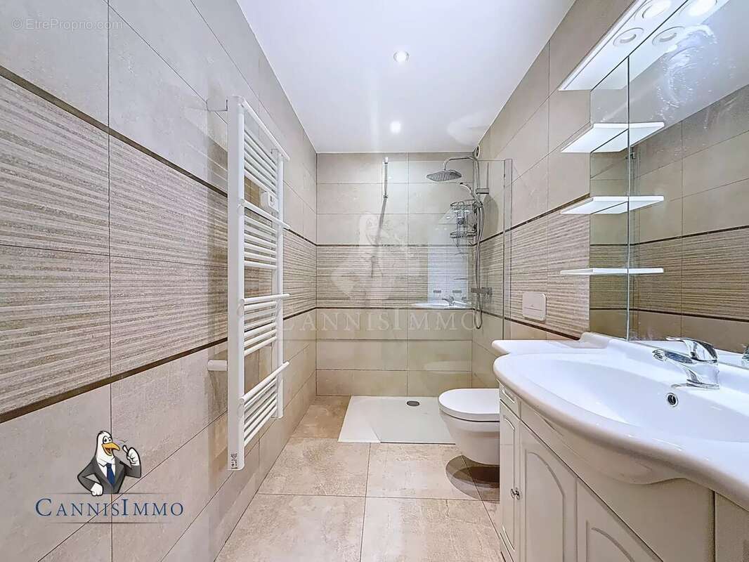 Appartement à LE CANNET