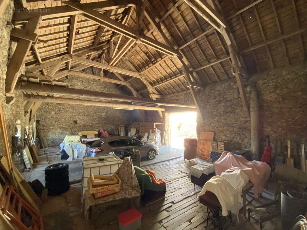 Maison à LA CHAISE-DIEU