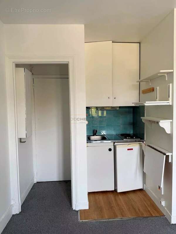 Appartement à PARIS-14E