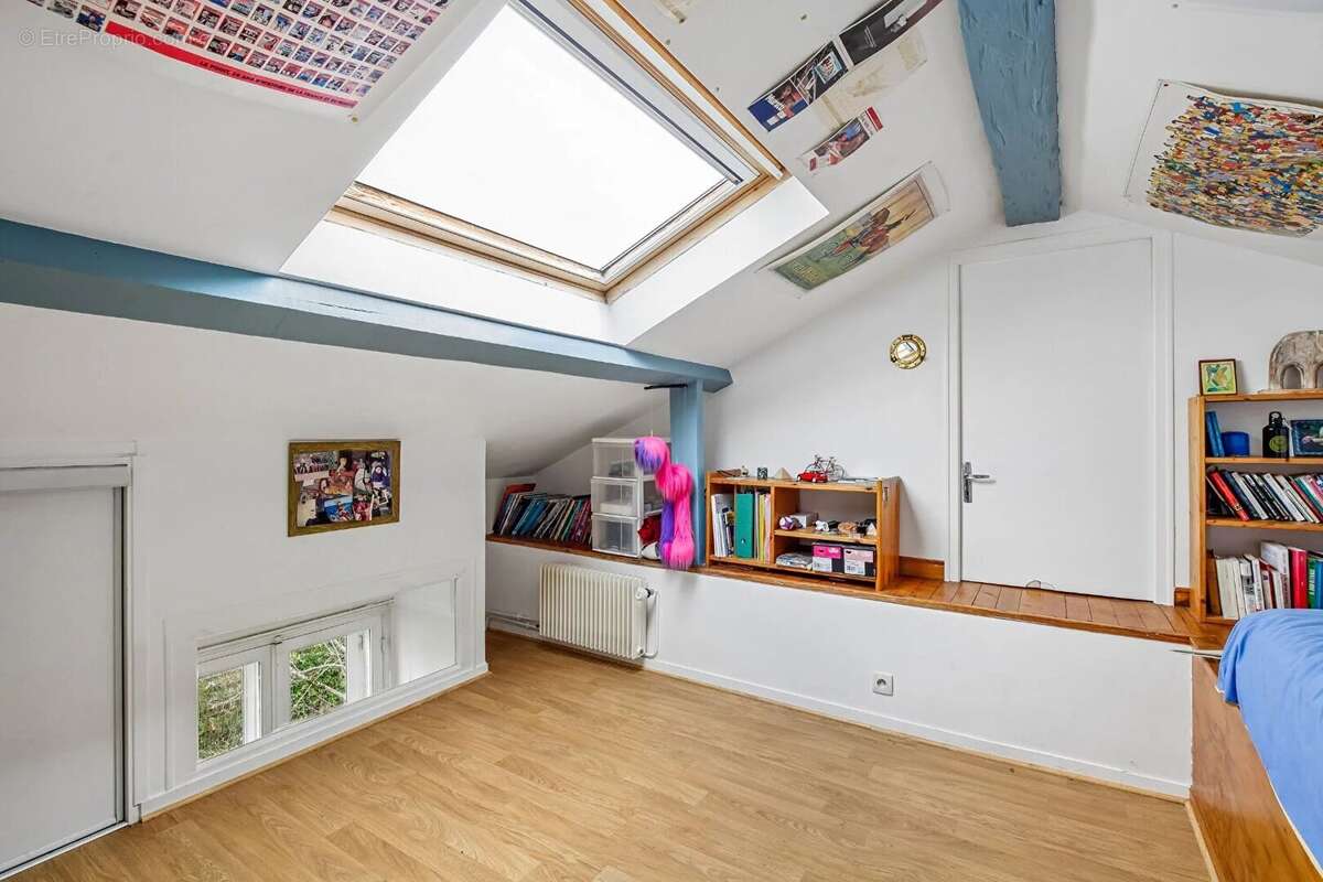 Le vesinet - maison de charme - 6 chambres - 155 m² au sol - terrain 572 m² - 5 mn rer - photo 16