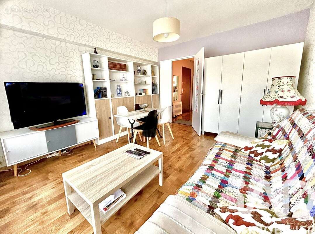 Photo 2 - Appartement à SENS