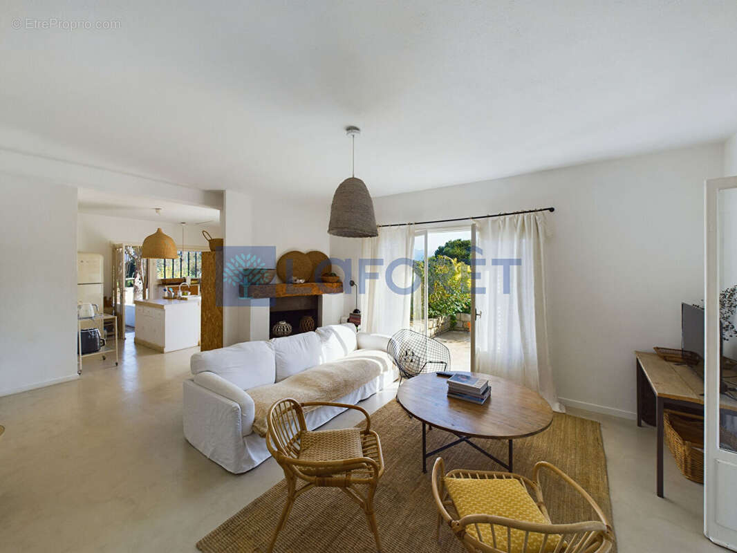 Maison à GROSSETO-PRUGNA