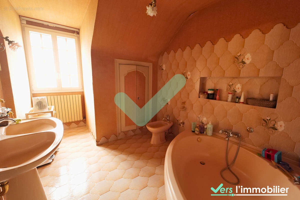 Maison à BRUGNY-VAUDANCOURT