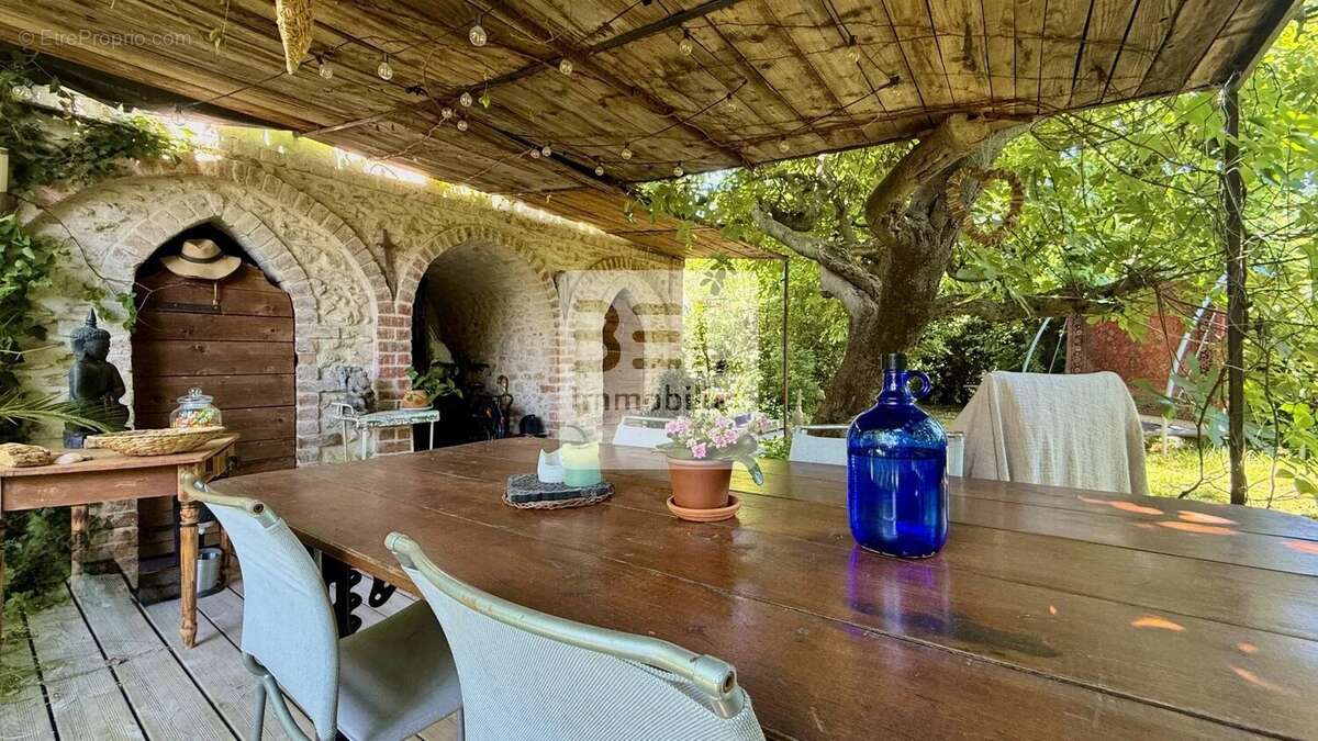 Maison à UZES