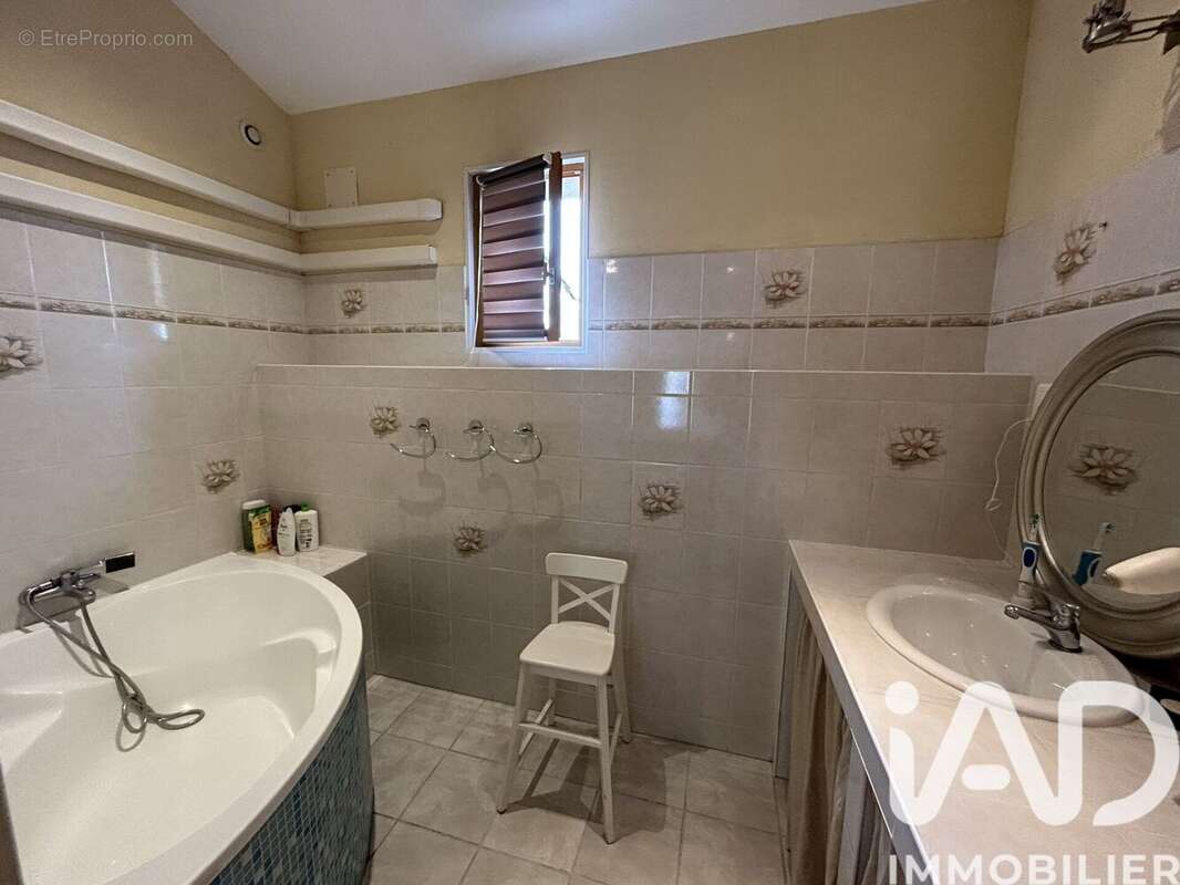 Photo 8 - Maison à AIMARGUES