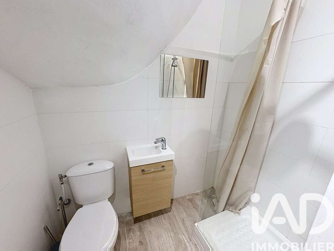 Photo 3 - Maison à SAINT-ETIENNE-DE-TINEE