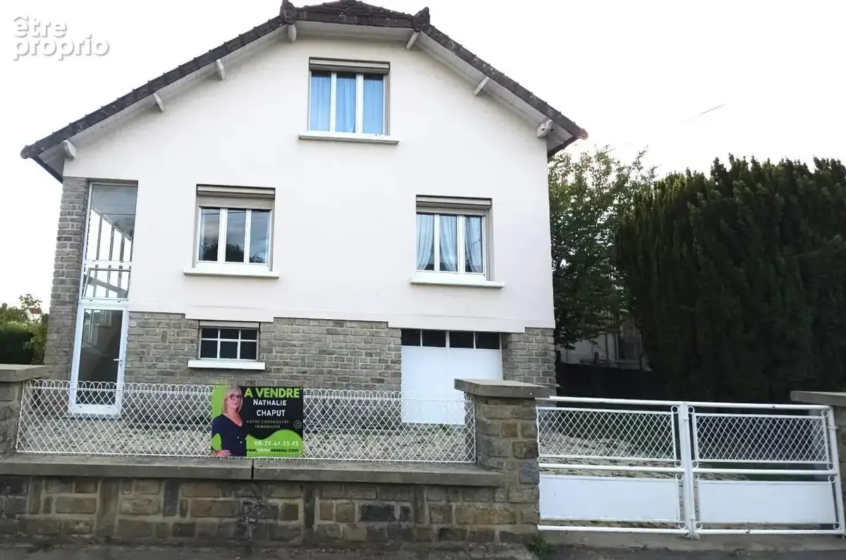 Maison 6 pièces 134 m² à vendre à Dun-Le-Palestel (23800) - photo 1