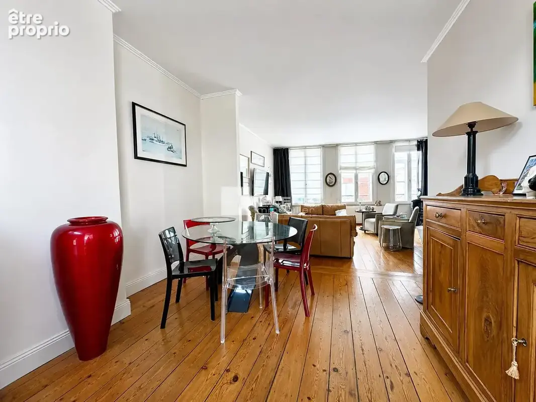 Maison 9 pièces 207 m² à vendre à Lille (59000) - photo 2