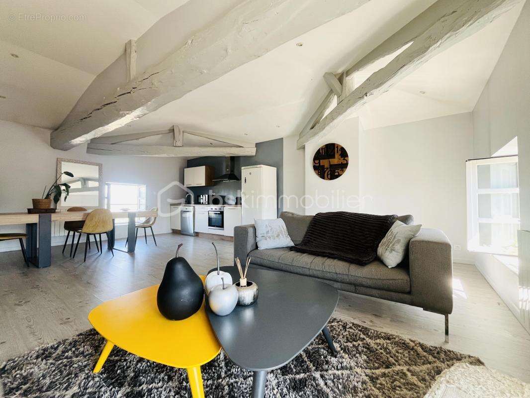 Appartement à POMMIERS