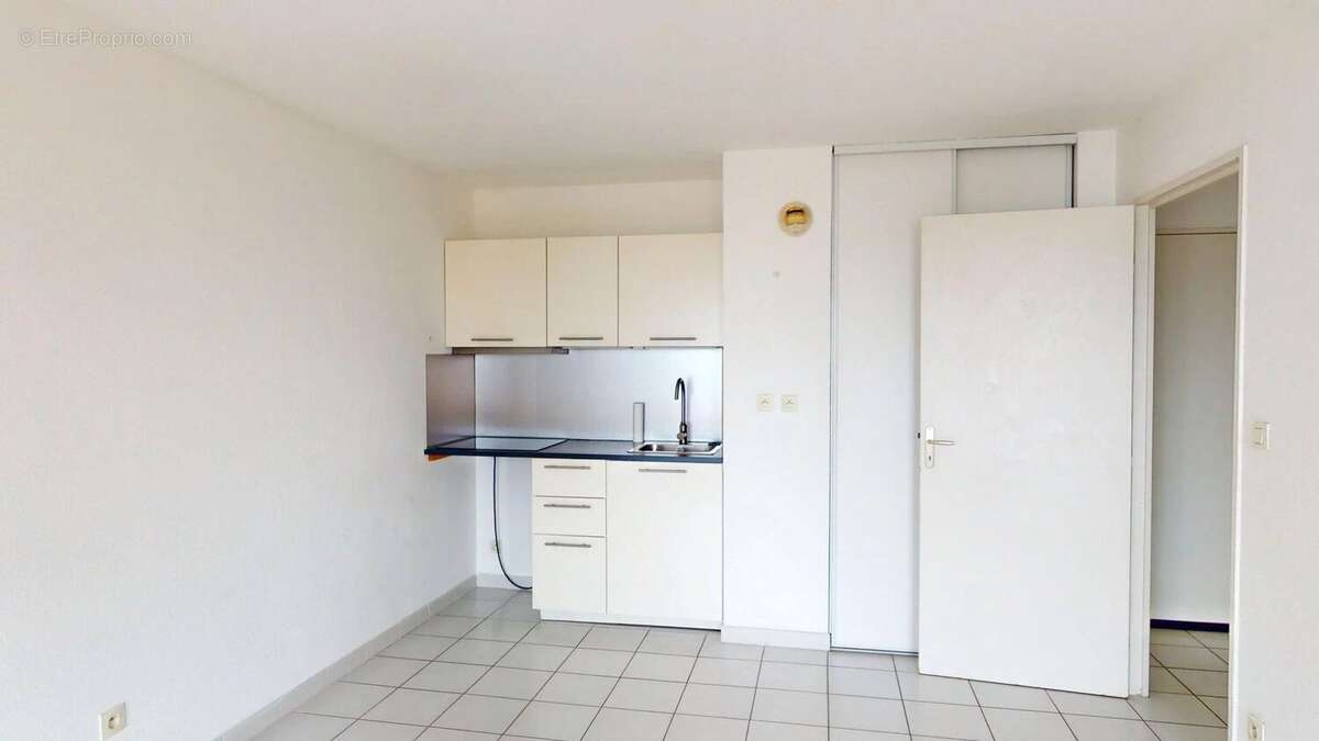Appartement à PORT-DE-BOUC
