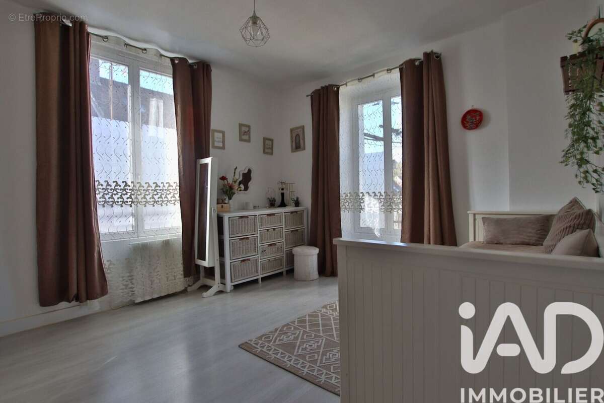 Photo 9 - Maison à DONNEMARIE-DONTILLY