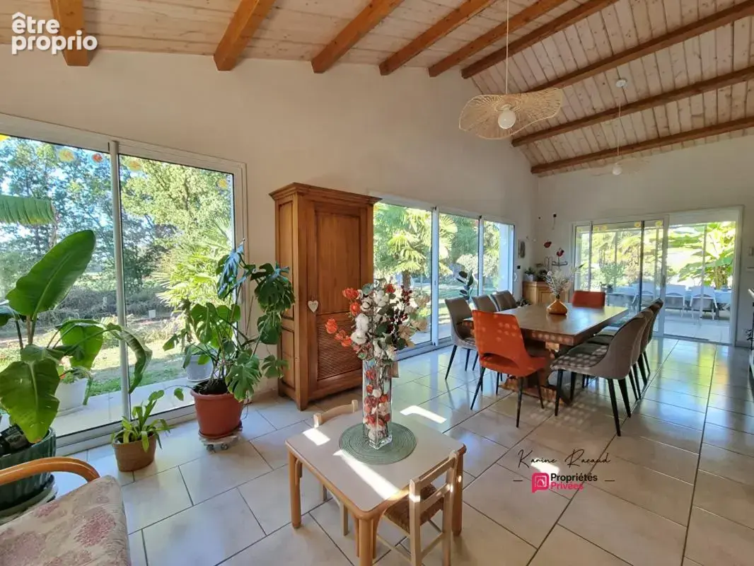 Maison 3 chambres 166 m² -  sous-sol total  - terrain 4800 m² - potentiel foncier - photo 1