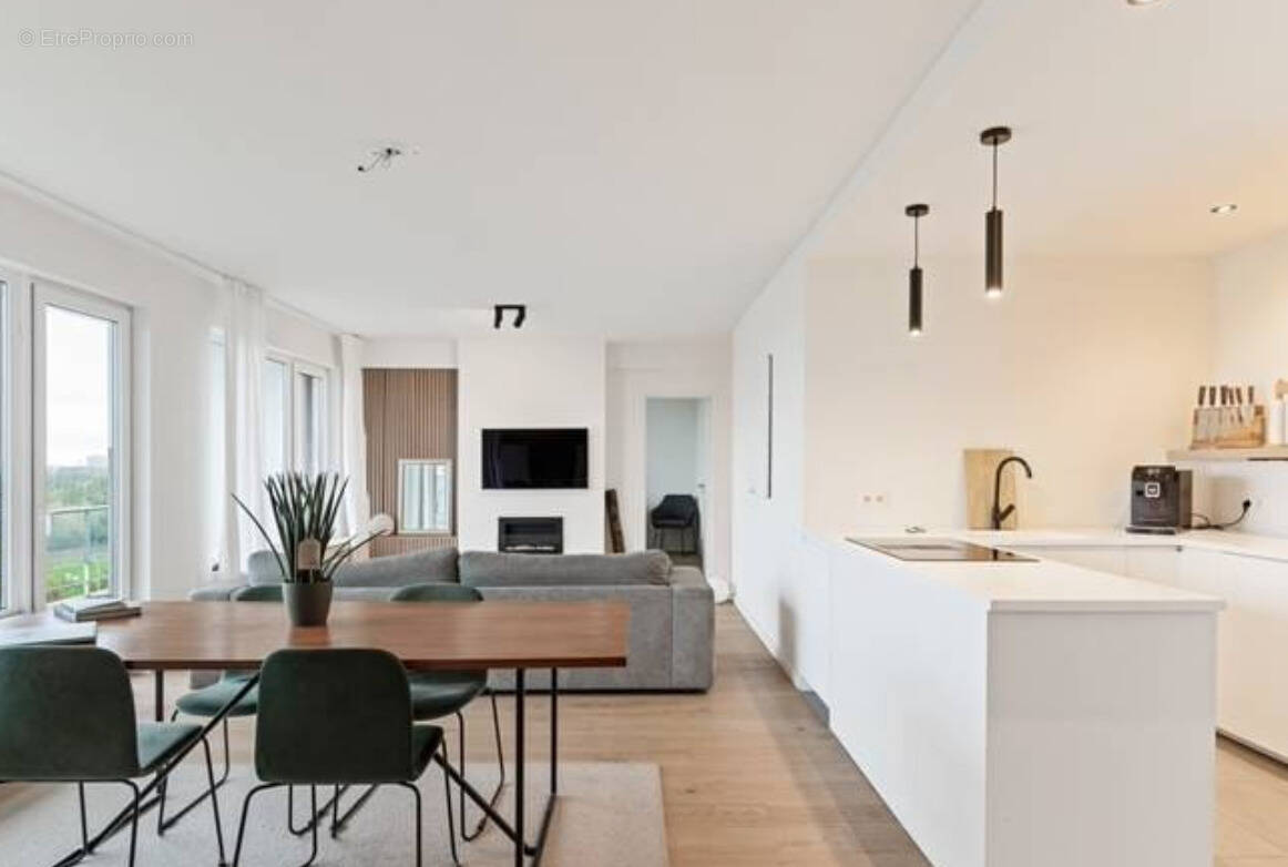 Appartement à ISSY-LES-MOULINEAUX