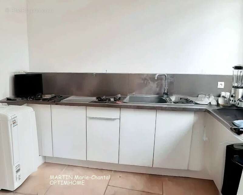 Appartement à MARSEILLE-5E