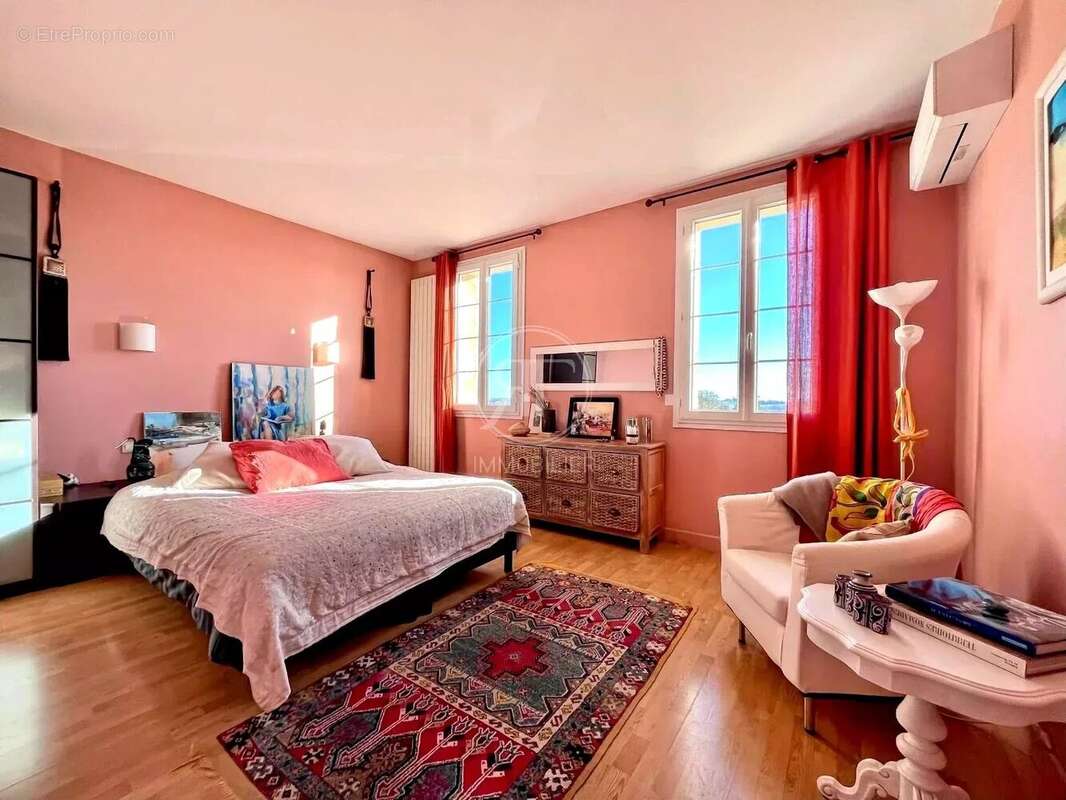 Maison à MONTAGNE