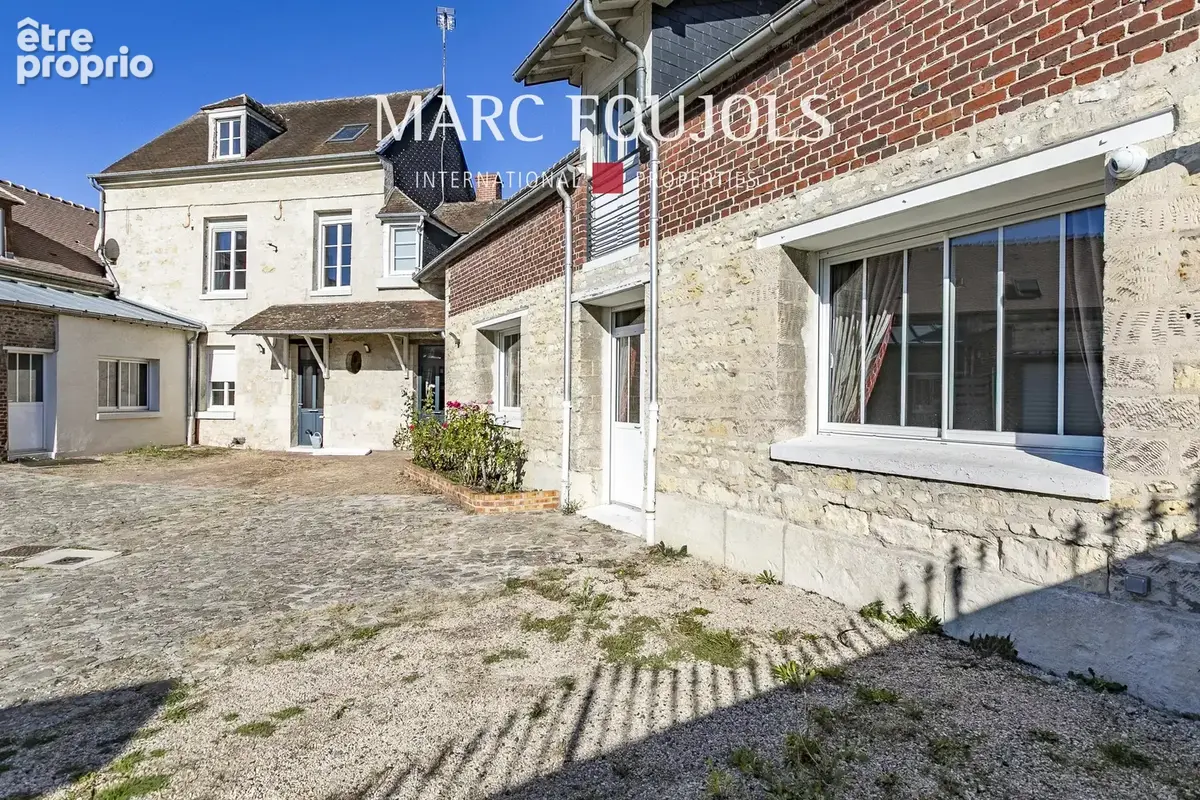Photo Maison à Compiegne au prix de 790 000€