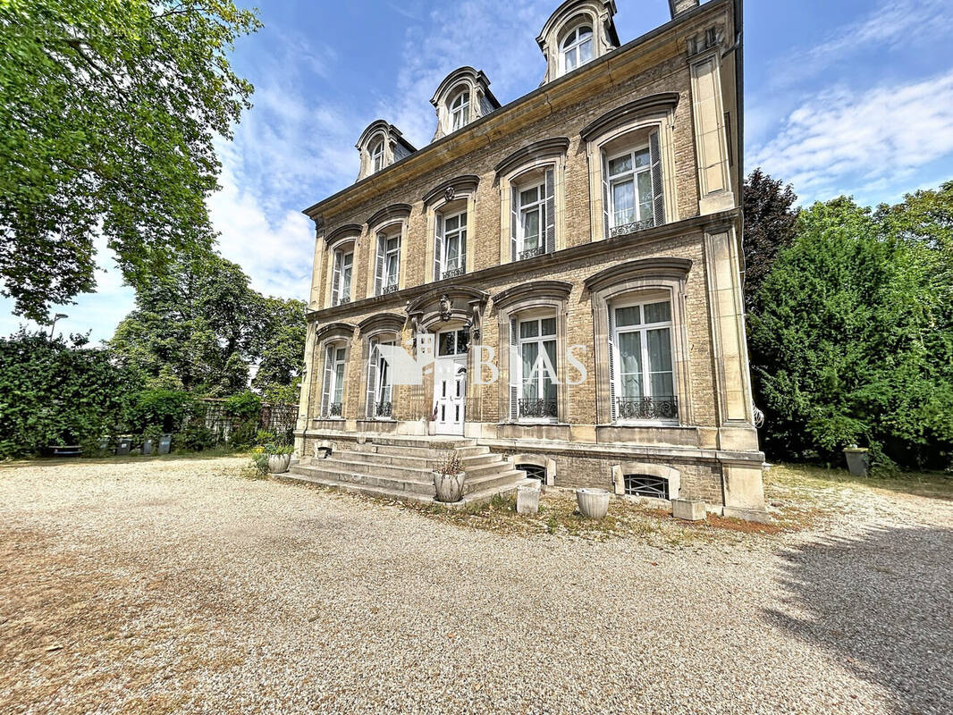 Maison à CAUDEBEC-LES-ELBEUF