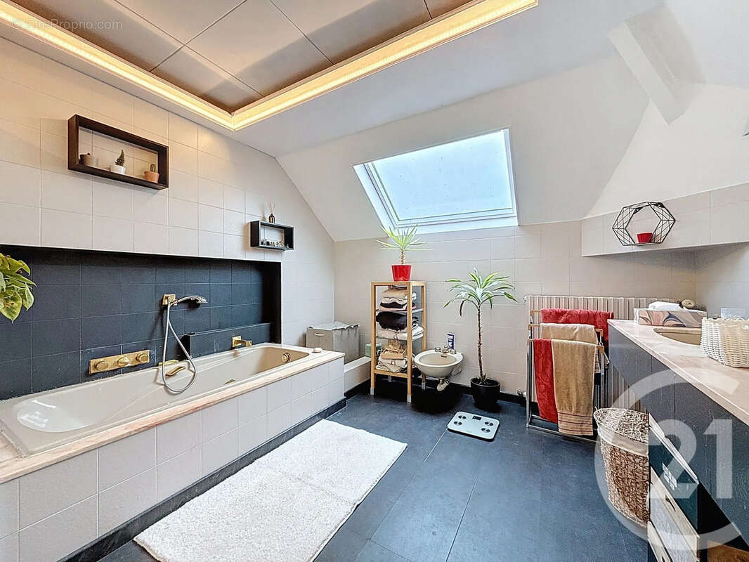 Maison à VILLIERS-SUR-SEINE