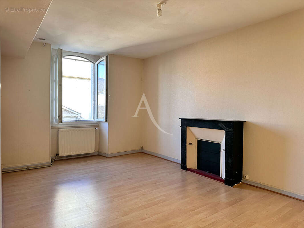 Maison à BEAUFORT-EN-VALLEE