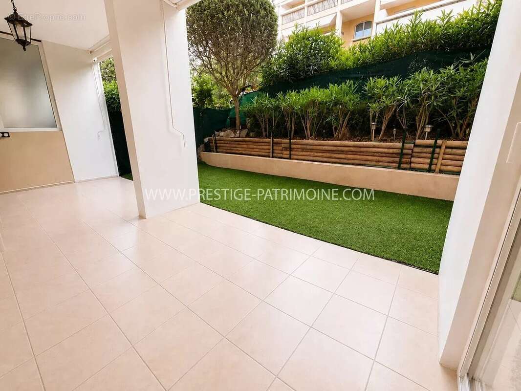 Cannes grand parc - rez de jardin - photo 3