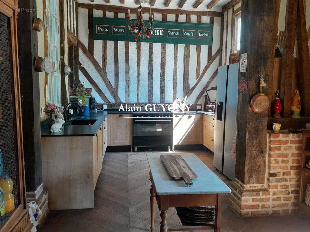 Maison 310 m² à Pont-Audemer  - photo 4
